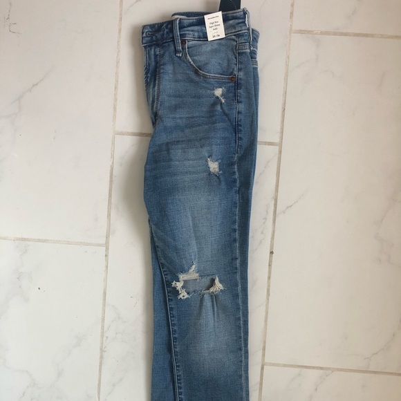 New with Tags Abercrombie and Fitch high waisted skinny jeans - Picture 3 of 5